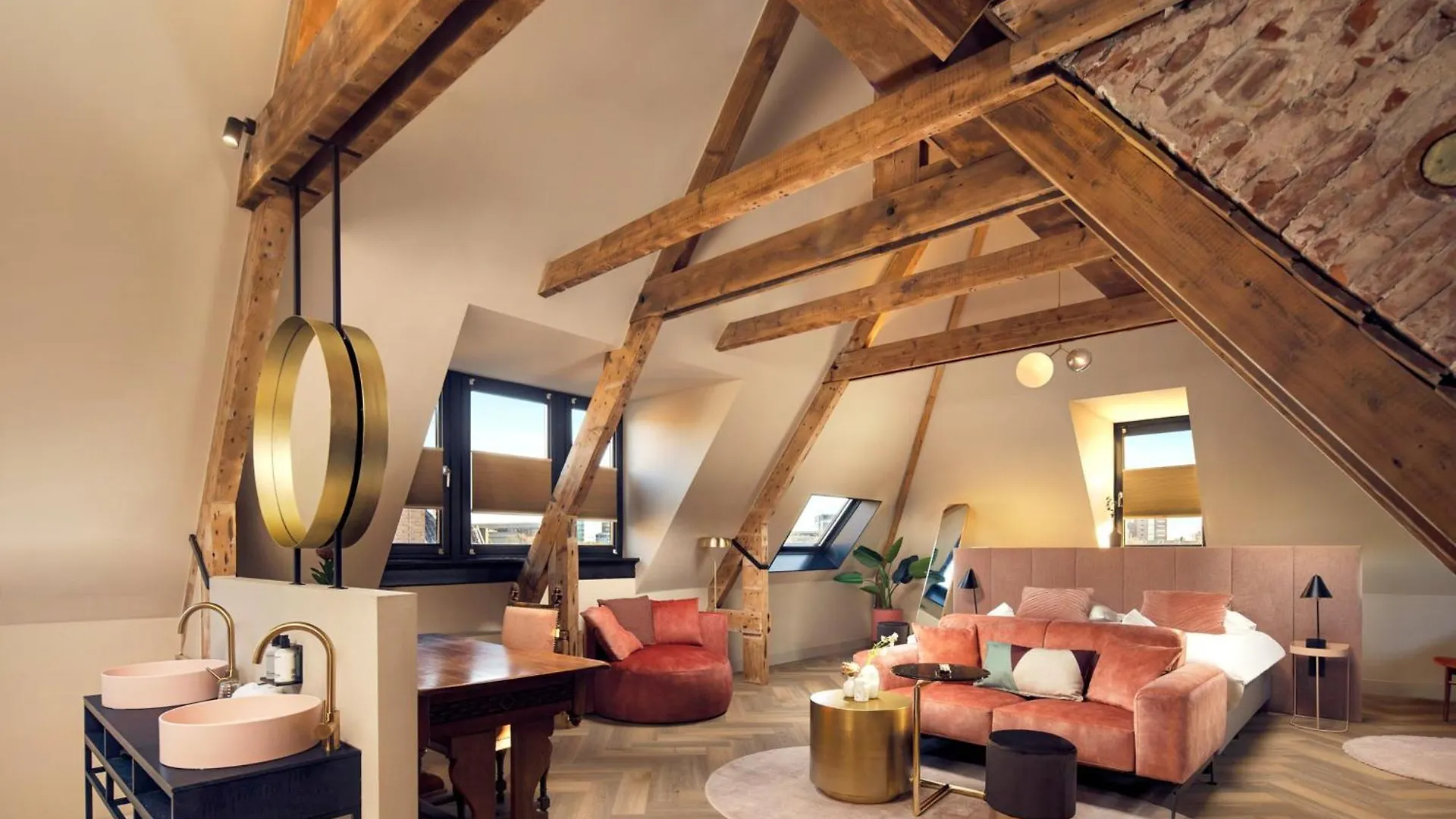 The Anthony Hotel Utrecht 4*,